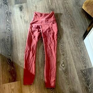 Lululemon pink leggings